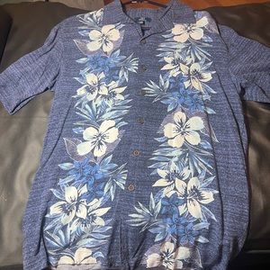 Men’s dress shirt